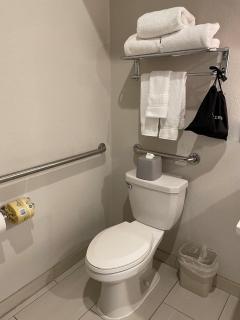 Holiday Inn Express & Suites Corona by IHG - Corona - 2