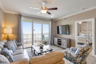 Twin Palms Resort #404 by Book That Condo - 5