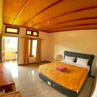 PIAS POPPIES HOTEL - Rantepao - 7
