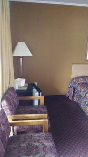 Red Carpet Inn & Suites Ebensburg - Ebensburg - 1