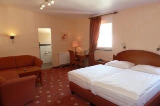 AKZENT Hotel Berg's Alte Bauernschänke- Wellness und Wein - Rüdesheim am Rhein - 4