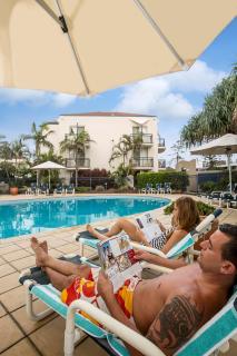 Golden Riviera Absolute Beachfront Resort - 1