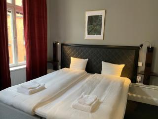 Unique Hotel Jungfrugatan - 1