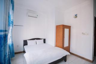 Lum Dong Tien Hotel - 8