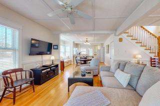 Quaint Bungalow - Kennebunk - 7