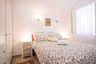 Holiday home in Vrbnik/Insel Krk 13634 - Vrbnik - 2