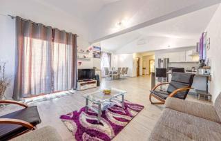 Holiday home in Valtura/Istrien 17453 - Valtura - 8
