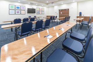Holiday Inn Express & Suites - Fort Myers Airport by IHG - Fort Myers - 5