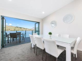 Lakefront Living at Remarkables Retreat - Unit 4 - Queenstown - 8