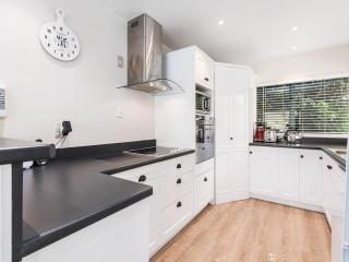 Lakefront Living at Remarkables Retreat - Unit 4 - Queenstown - 3