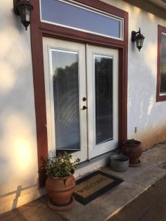 Beautiful new detached casita nestled in scenic southern CA foothills! - Fallbrook - 9