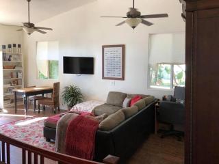 Beautiful new detached casita nestled in scenic southern CA foothills! - Fallbrook - 5