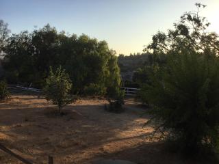 Beautiful new detached casita nestled in scenic southern CA foothills! - Fallbrook - 4