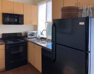 Beautiful new detached casita nestled in scenic southern CA foothills! - 1