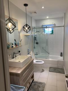 Room for renting inside house - without breakfast provided - 8