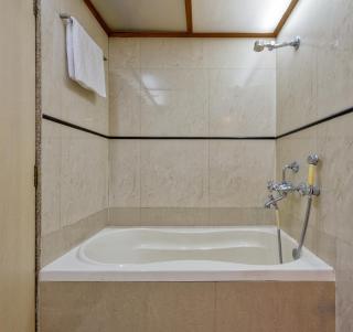 Hotel Royal Castle - Mumbai - 3