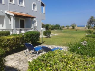 Villa Angela, seafront apartments, Almiros beach - 3