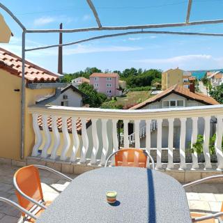 Sunset Apartment Nin - 9
