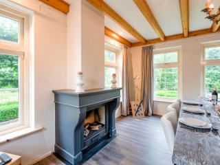Farmhouse in Noardburgum with Sauna and hottub - Noordbergum - 3