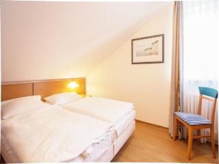 Dünenpark Binz - Komfort Ferienwohnung mit 1 Schlafzimmer und Balkon im Dachgeschoss 236 - Binz - 3