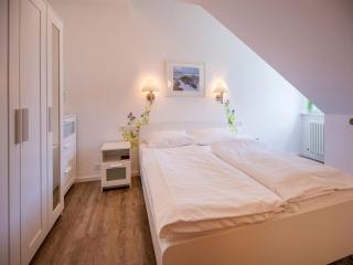 Dünenpark Binz - Komfortplus Ferienwohnung mit 1 Schlafzimmer und Balkon im Dachgeschoss 295 - Binz - 3