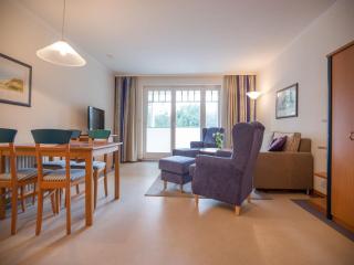 Dünenpark Binz - Komfort Ferienwohnung mit 1 Schlafzimmer und Balkon im Obergeschoss 300 - Binz - 0