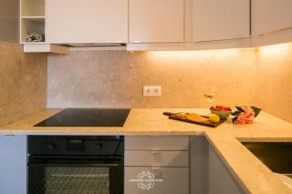 Central Rooftop Apartment by LovelyStay - Lisbona - 1