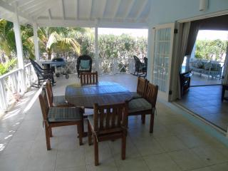 Luxury secluded villa with private pool sleeps six - Jolly Harbour - 2