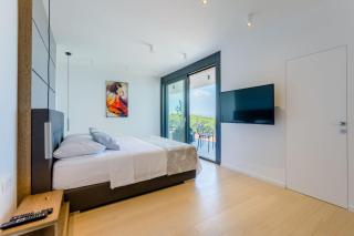 Luxury Villa Vitae - Sutivan - 3