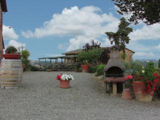 Farmhouse in Buonconvento with Pool Views - Buonconvento - 2