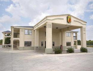 Super 8 by Wyndham San Antonio/Riverwalk Area - 9