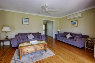 Retreat on Gleeson - Forster - 1