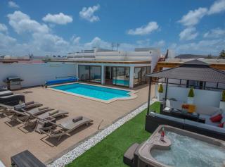Casa Bonilla con piscina climatizada y jacuzzi - Playa Blanca - 0