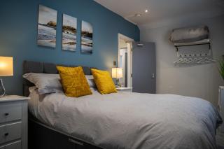 Castle-view apartments, flat two - 9