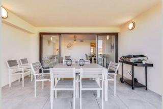 Solaneos propose magnifique T4 neuf sur le port avec Piscine CHAUFFEE - Porto Vecchio - 5
