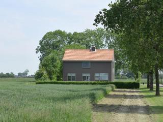 Holiday home in a rural location near sea - Zuidzande - 8