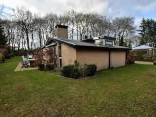 Holiday home with covered porch and sauna - Voorthuizen - 0