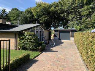 Holiday home with covered porch and sauna - Voorthuizen - 2