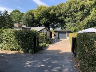 Holiday home with covered porch and sauna - Voorthuizen - 1