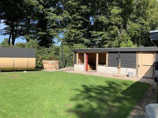 Holiday home with covered porch and sauna - Voorthuizen - 7