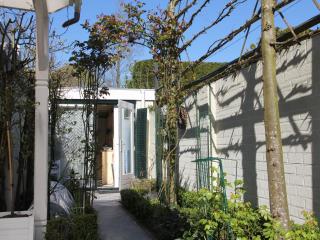 Welcoming Holiday Home in Heiloo - Heiloo - 1
