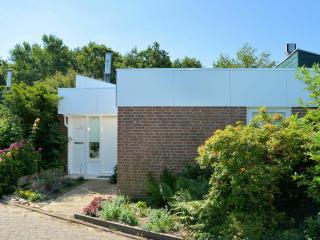 Bungalow in Noordwijk near North Sea Beach - Noordwijkerhout - 3
