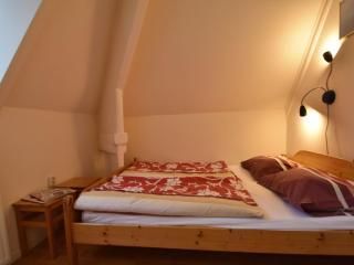 Cozy Seaside Apartment with Balcony - Bergen aan Zee - 7