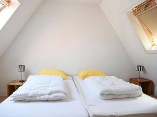 Villa in Wieringer Style with Garden - 6