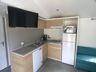 Chalet in Groningen with Spacious Veranda - 8