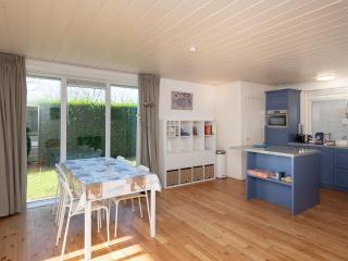 Attractive holiday home near Lake - Kortgene - 4
