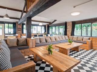 Spacious farmhouse in Limburg near forest - Sint Antoniusbank - 9