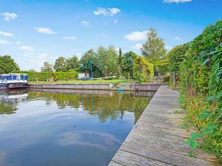 House in Boornzwaag with Private Jetty - Boornzwaag - 3