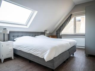 Spacious bungalow in the cosy village - De Cocksdorp - 2
