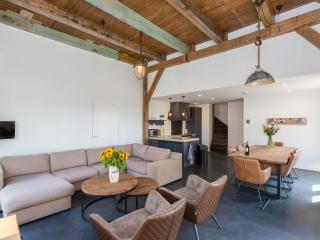 Family Home in Zeeland near Oranjezon Beach - Vrouwenpolder - 4
